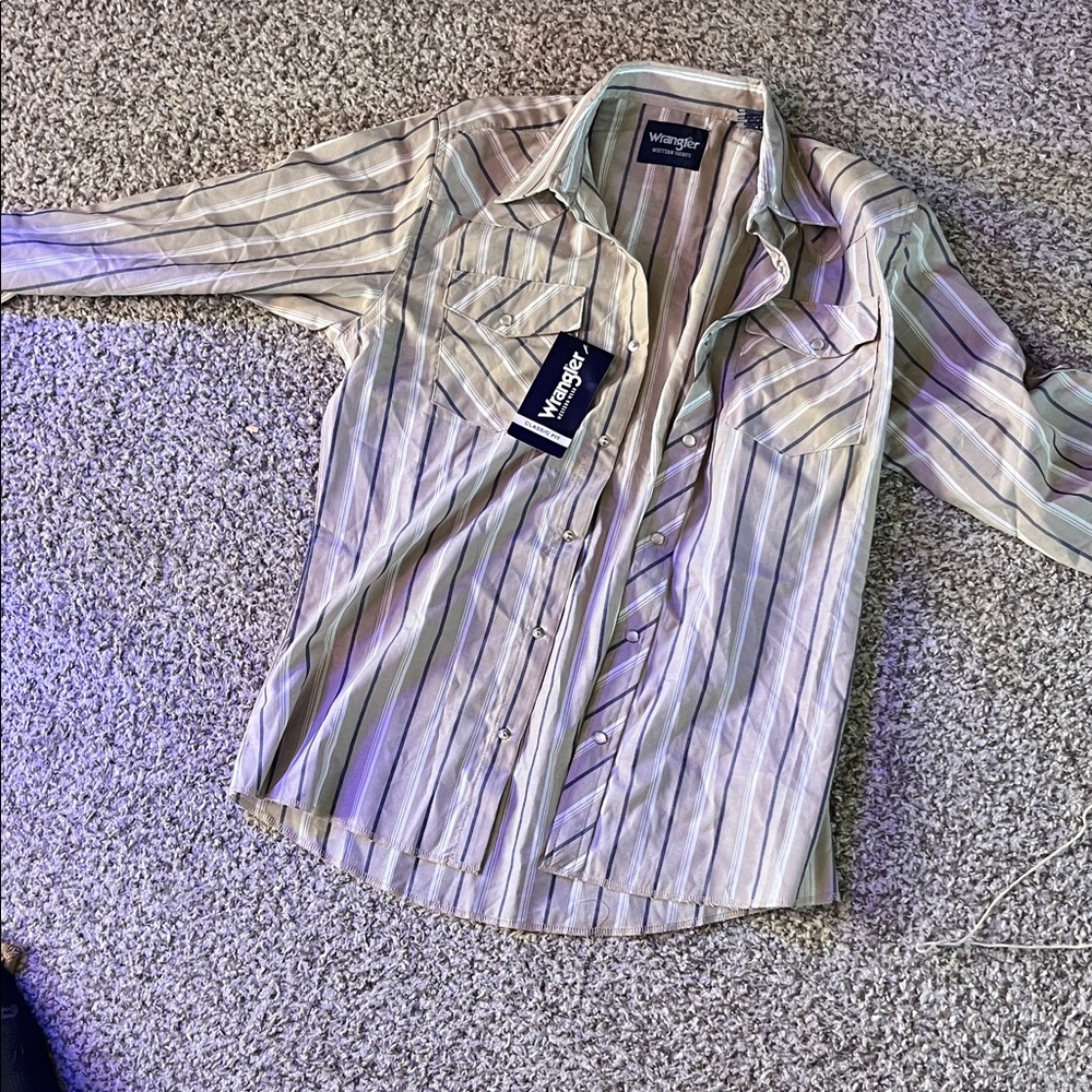 Wrangler Men's Casual Striped Shirt - Cream and Gray
